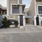 للبيع فيلا مودرن دورين وملحق تشطيب عصري حديث ف درة الموسي
