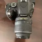 للبيع كاميرا نيكون D5100 نظيفه