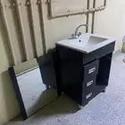 مغسله مع مرايه   مروحه