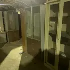 دوليب ومكاتب واثاث مكتبي نظيف