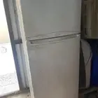 ثلاجه للبيع