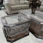 طقم أمريكي وطاولات وفازة