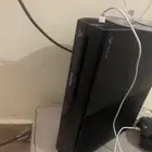 إكس بوكس ون معه يدين