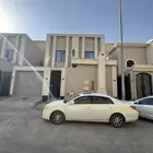 دور علوي عمره سنه جديد مؤثث بالكامل 375م مع السطح للإيجار