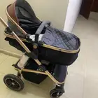 سرير اطفال و عربة اطفال شبه بحاله ممتازه ب 300