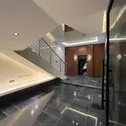 للبيع شقه علويه من 6 غرف وسطح حى البديع ابها 480 الف