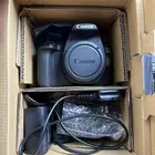 كاميرا كانون 2000D استخدام شهر اقل من 700 صوره