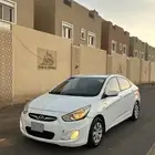 للبيع اكسنت 2018