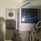 جرس بيت شاشه وكاميره شبه جديد بكامل اسلاك