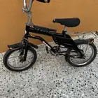 دراجة وحذاء بعجلات