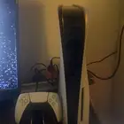 بلاي ستيشن 5 معا قاعده شحن