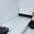 سرير للبيع البيع مستعجل