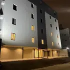 شقه في حي الريان كوبري القاعدة الجويه