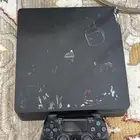 بلايستيشن 4 للبيع والسوني نظيف وجديد عل السوم
