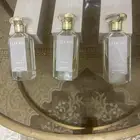 للبيع عطورات فخمه ثبات وفوحان جمله الكميه 100 حب بسعر مناسب