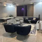 كنب كامل مع طاوله طعام وبوفيه