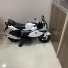 دباب اطفال ممتاز بالشحن مناسب من عمر سنتين وفوق وله سرعات و