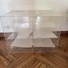 صندوق عرض أكريلك
