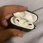 سماعة airbods الاصليه