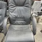 اثاث مكاتب مستعمل ورفوف مستودع وكراسي دواره