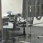 غرفة اجتماعات بالساعة