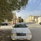 فورد ماركيز 2010 ابيض نظيف