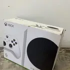 اكس بوكس جديد عادي مافي ولاخراب كل شي شغال فيه  512 GB