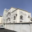 للبيع عمارة دوروملحق وخمس شقق في الواديين الربوة