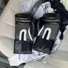 قفاز ملاكمه