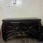 اثاث مع 5 مكيفات مع مطبخ وفرن وغسالة صحون وكنب شبهه جديده