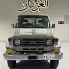 ربع تويوتا 2004 مخزن ( تم البيع)