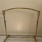 ستاند ملابس وعبايات للبيع