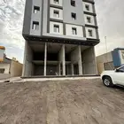 للإيجار   4 محلات تجارية