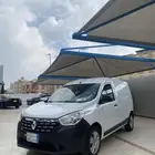 فان نقل بضائع رينو