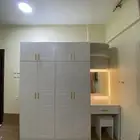 دولاب متصل مع التسريحه
