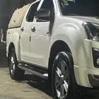 ايسوزو دي مكس