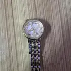 ساعات نسائية فخامه عدد اثنين
