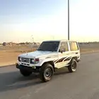 للبيع جيب تويوتا ربع موديل 2006