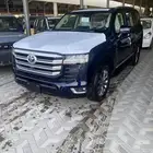 تويوتا لاندكروز GXR3 بنزين 2024