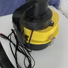 مكنسة سيارة تعمل بولاعة السيارة