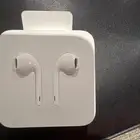 سماعه جديده من ابل