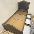 بيع سريرين أو سرير نضيف جدا