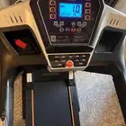 للبيع جهاز رياضة الجري Health care مستعمل