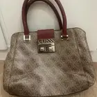 شنطة ماركه مع البوك