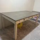 طاولة طعام