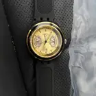 ساعة يد طبية