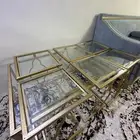 طاوله مع 6 طاولات خدمه