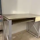مكتب للبيع بحاله ممتازه