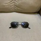 نظارات شمسيه Ray Ban اصليه استخدمتها مرتين جديده