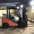 رافعة شوكية للايجار سكينة